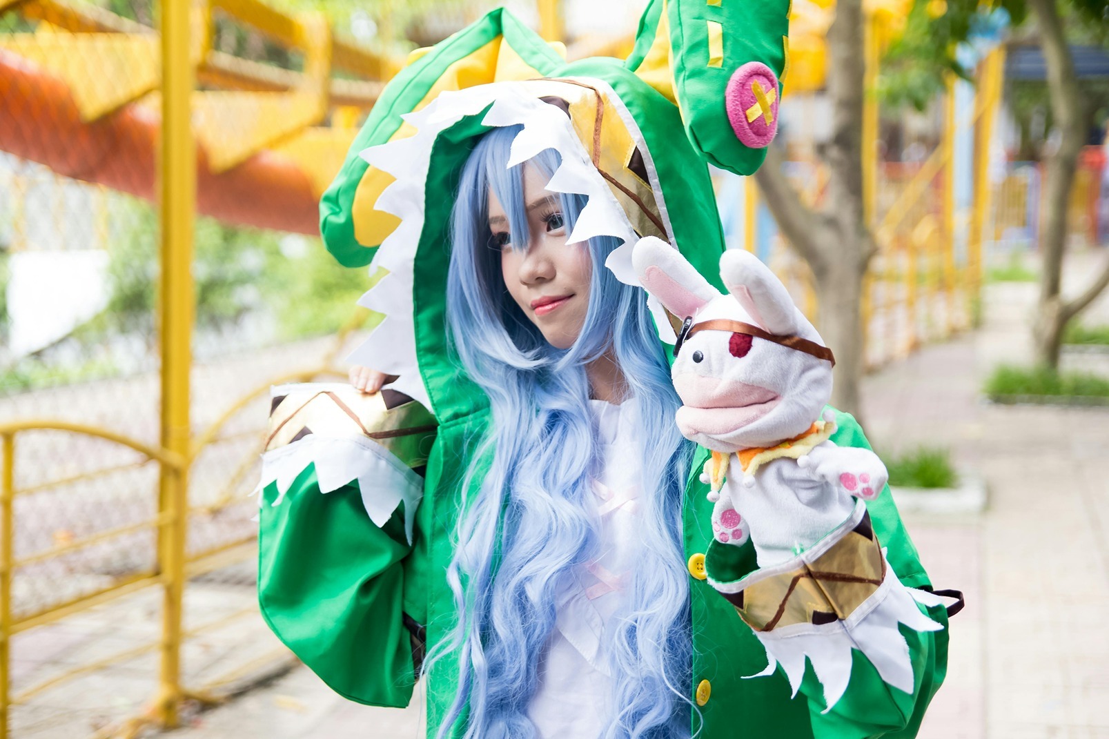 cosplayer-yoshino-date-a-live.jpg A cosplayer dressed as Yoshino from Date A Live
