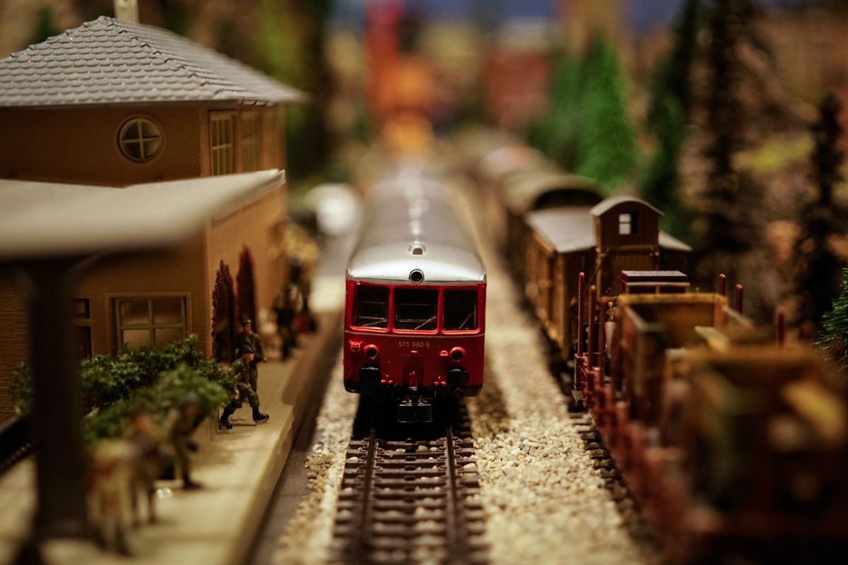 miniature model train set miniature model train set