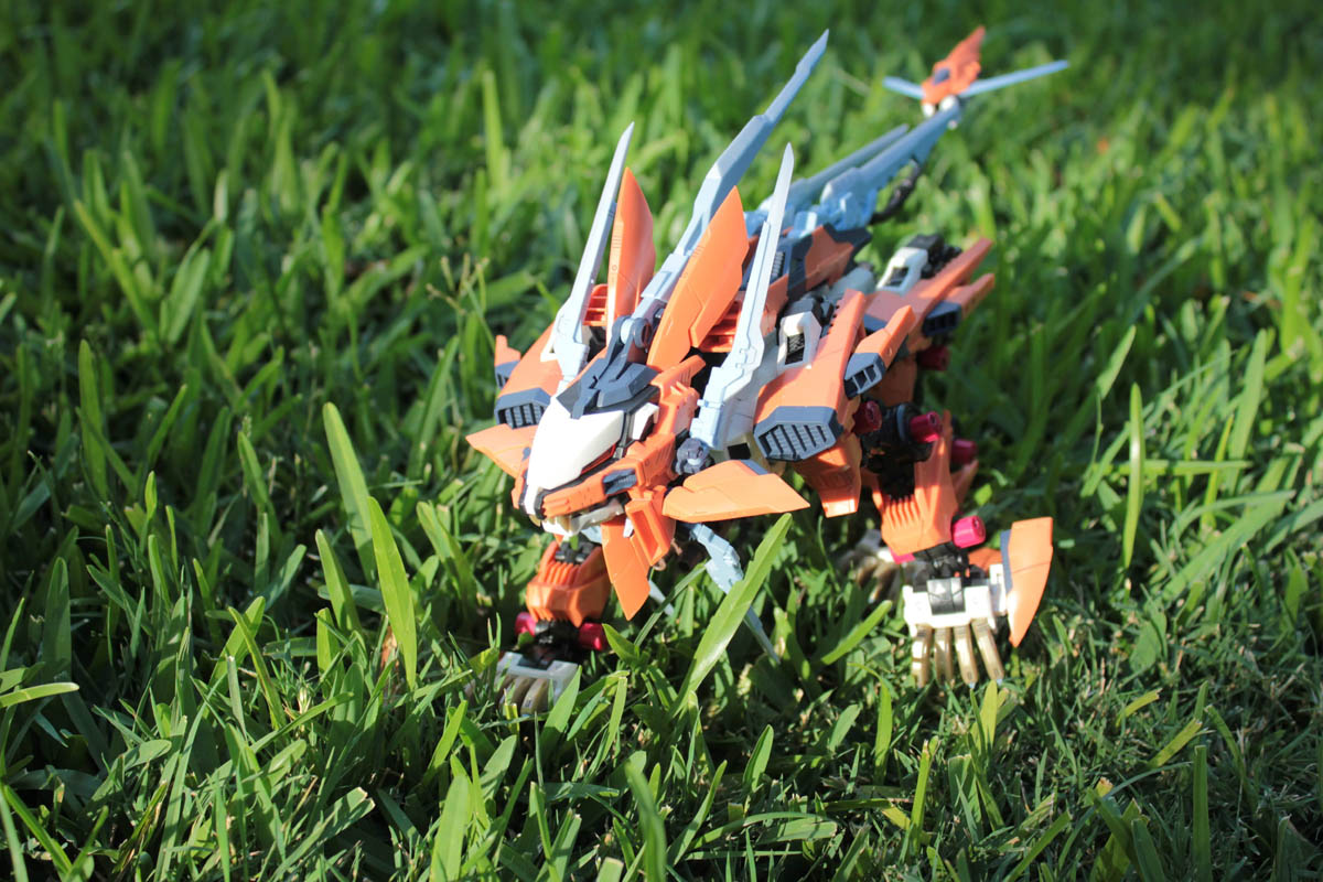 Zoids model kits: A Zoid in the grass Zoids model kits: A Zoid in the grass